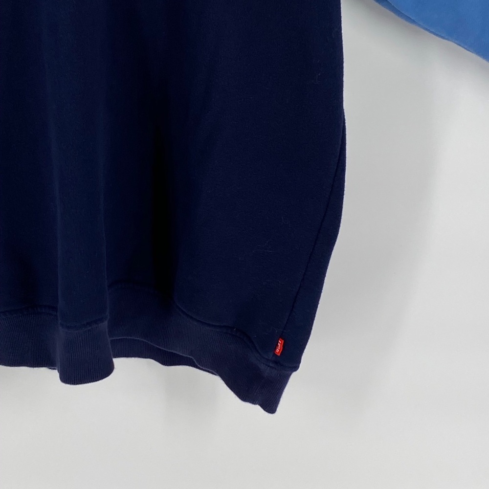 IZOD Sweatshirt L - Picture 4 of 8